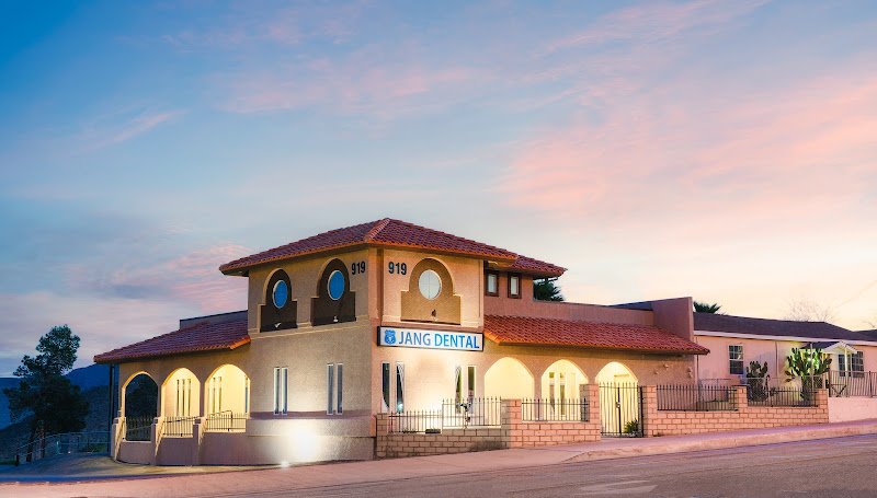 Jang Dental Clinic