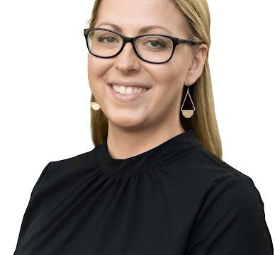 Scheeduling coordinator Amanda at Zubkov Dental