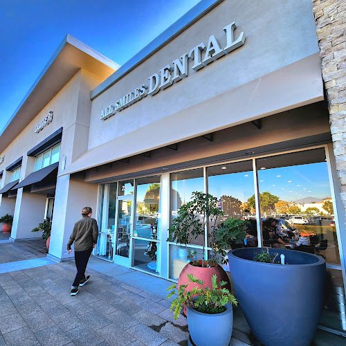 All Smiles of Laguna