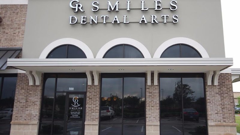 CR Smiles Dental Arts