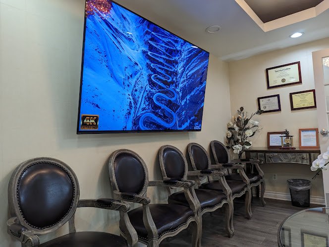 Alfred Penhaskashi, DDS