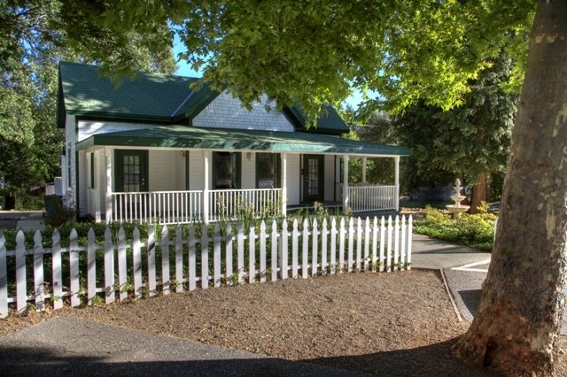 Foresthill Dentist – Michael J Young, DDS, Inc.