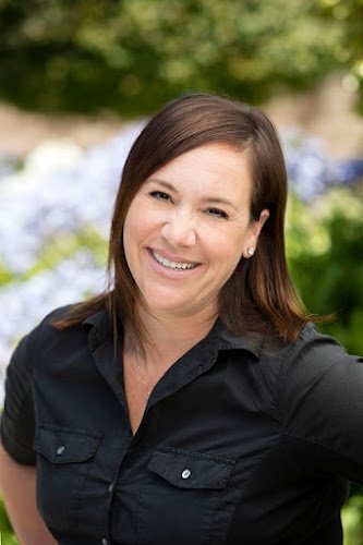 Monterey Dental Contours – Richard E. Kent Dental Group