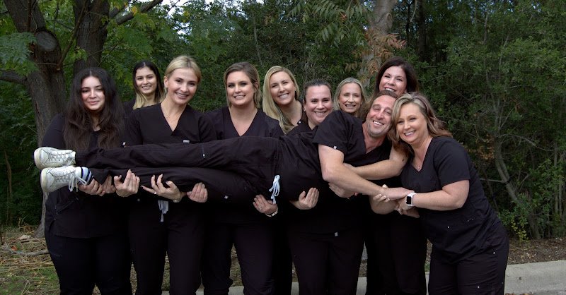 Lakeway Dental: Christopher Kimball DDS, Robert Robinson DDS