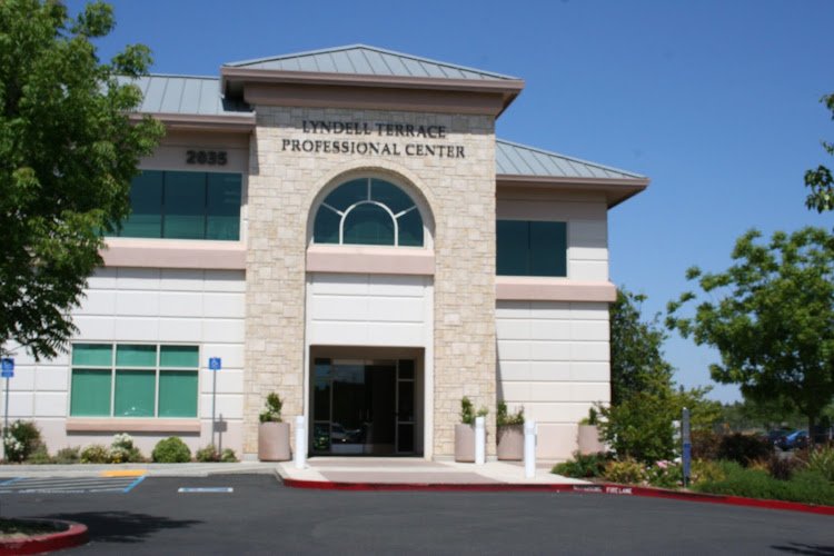 Davis Smile Center/Dr. J. Afkham