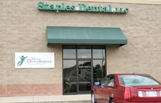 Randy Staples, DDS – Mini Implants Jackson