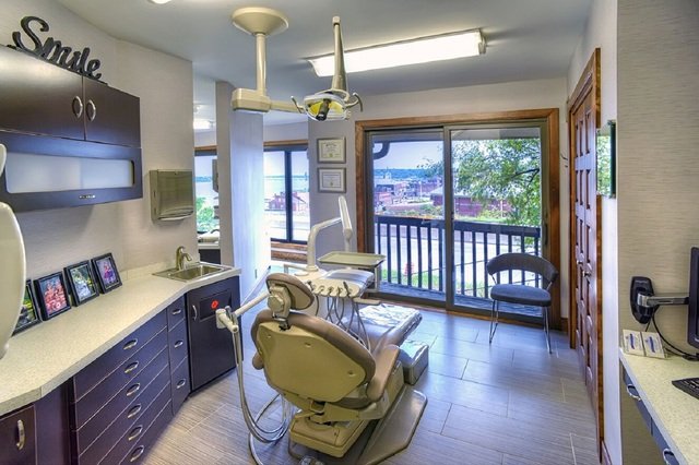 River Ridge Dental Care