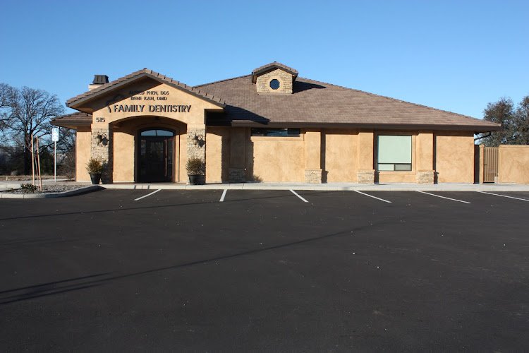 Alfred Phen DDS & Irene Kan, DMD