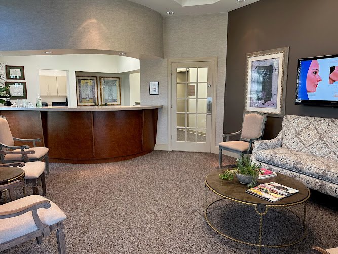 River Oaks Dental Care
Russell C. Parker, DMD, PLLC