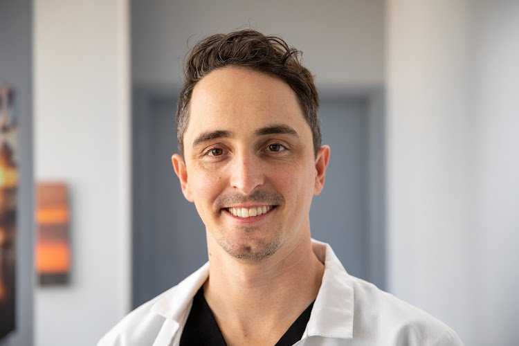 Smile Makers Dental Care: Dr. Scott Gavin Ewing