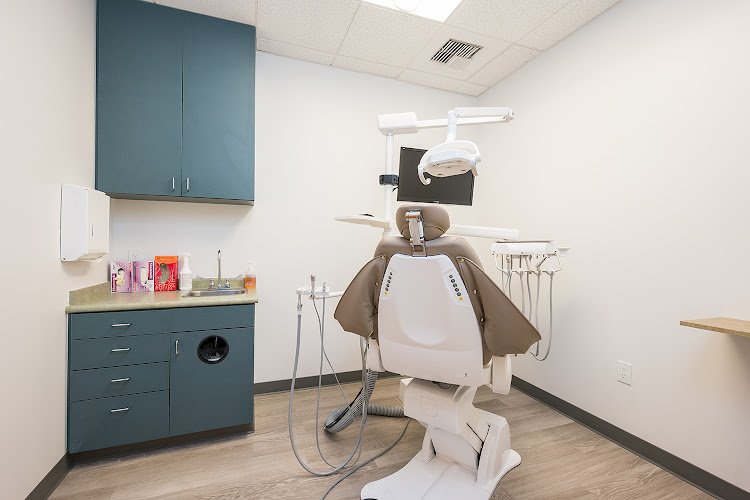 Friendly Smiles Dental