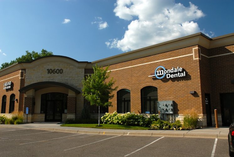 Mondale Dental