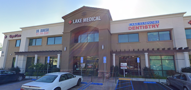 Lake Elsinore Dentistry