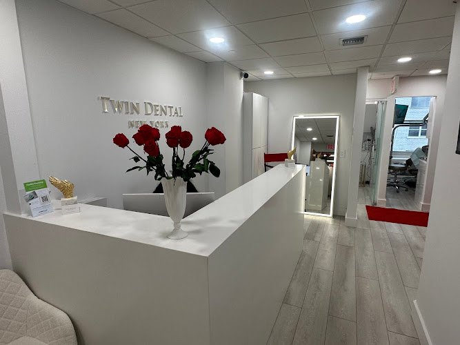 Twin Dental New York: Dr. Boris Davydov and Dr. Evelina Davydova