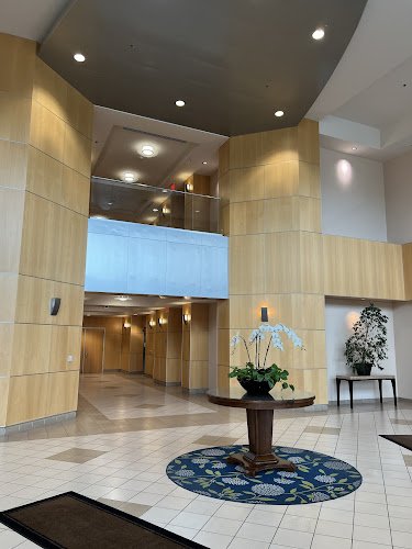 Valencia cosmetic and implant dentistry