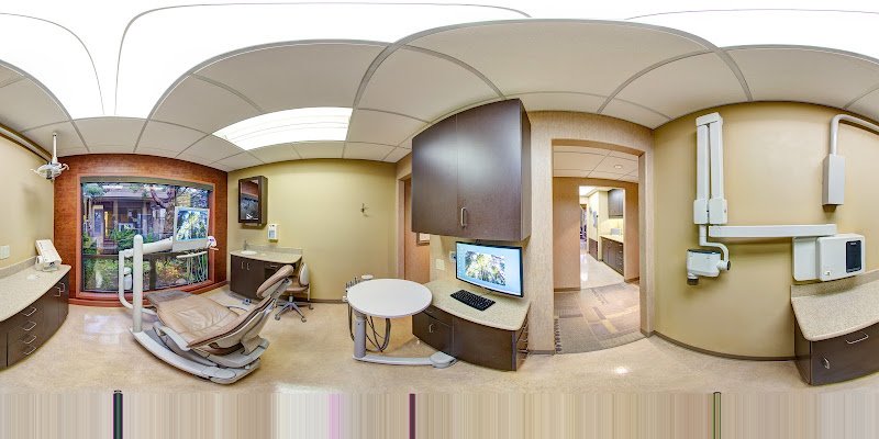 Waggener Kelly J DDS