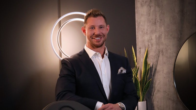 Dr. Dylan T Sallerson