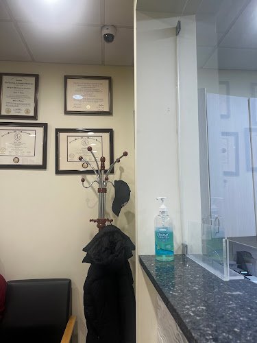 Flushing Oral & Maxillofacial Surgery (Dr. Linda L. Huang)