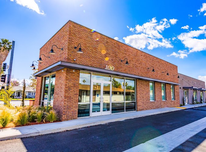 Dr. Mohamed Hassan, Smiley Periodontics & Dental Implants