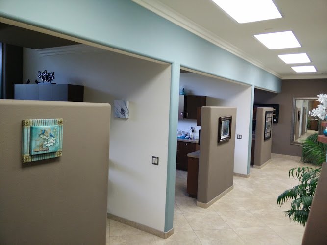 Implants Guru – Keerthi Senthil DDS, MS