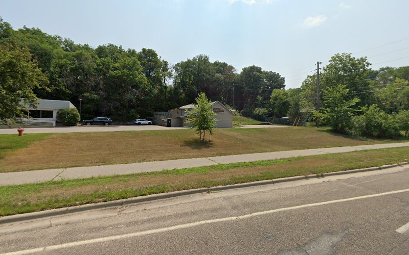 Dr. William R. Thomas, DDS