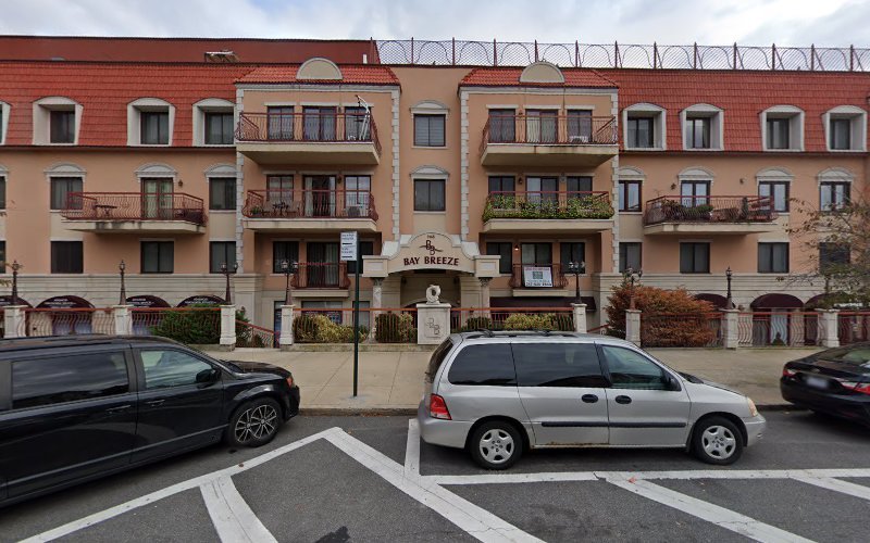 Stuart Segelnick, DDS & Katherine Mantzikos, DMD