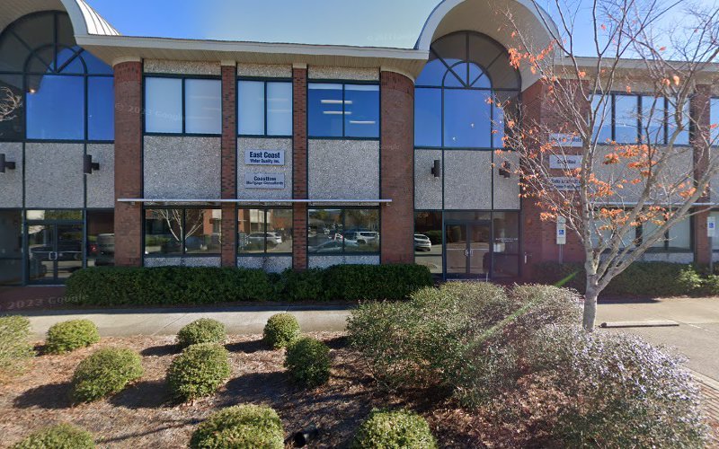 Dr. Safia Azizi, DMD