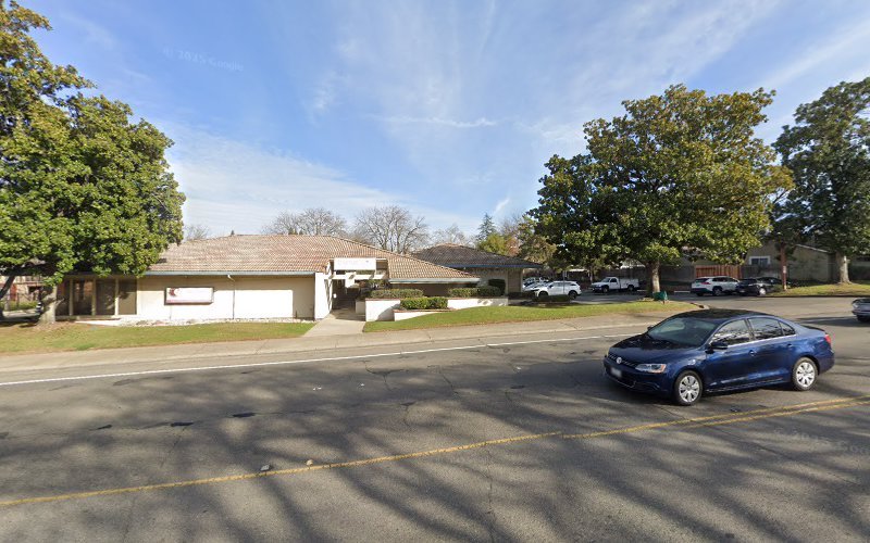 Charles Dental Group: Griffith Carl DDS