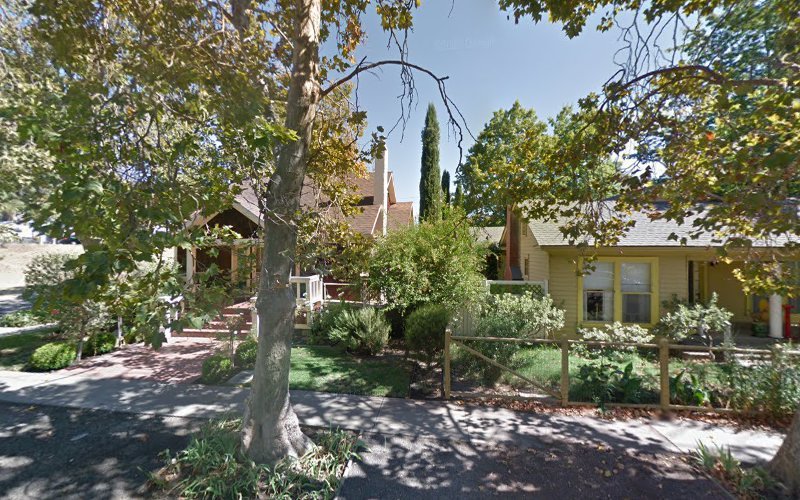 Walnut Grove River Dental: Binson Thomas, DDS