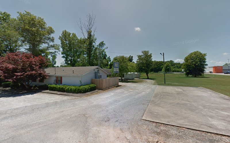 Dr. Stephen E. Bolt, DDS