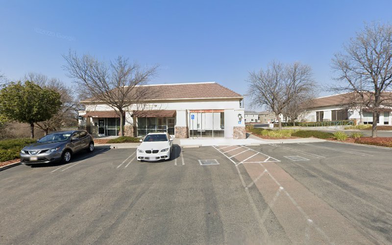 Dr. Michael Narodovich