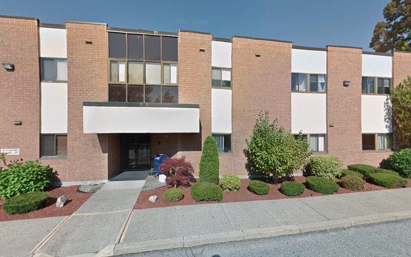 Dr. Manual Cunanan’s Office