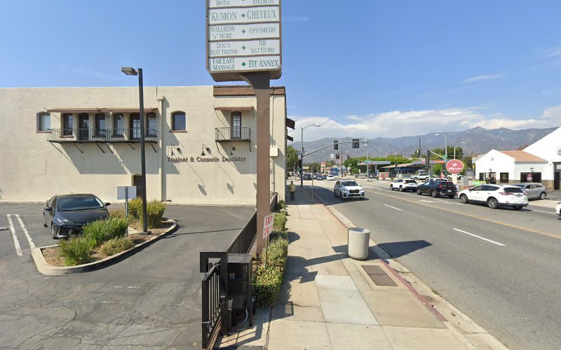 Implant & Cosmetic Dentistry