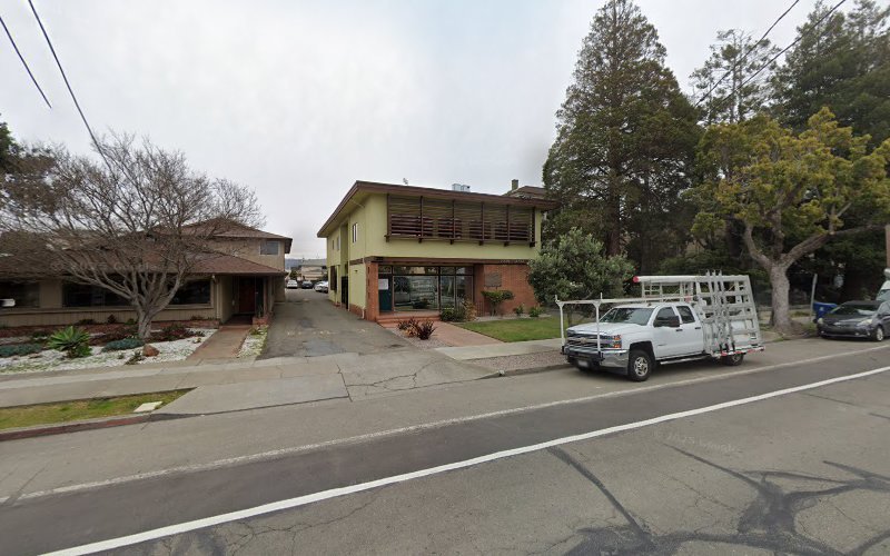 Dr. Jason Calvert, DDS