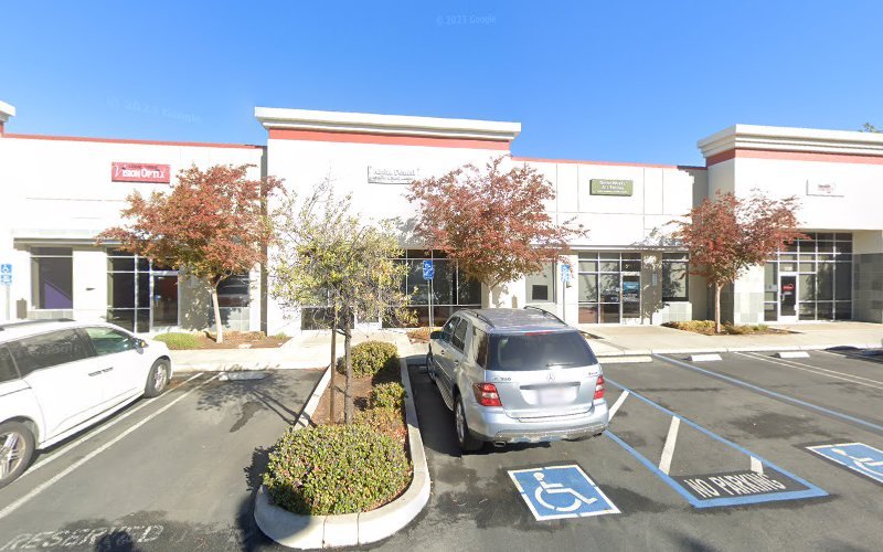 Alpha Dental Dr. Paul Lee DDS