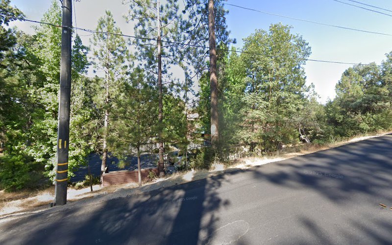 Dr. Dennis R. Jones, DDS