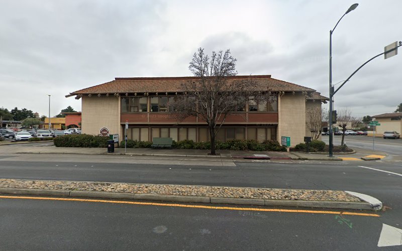 LifeSmiles Implant Dentistry: Schwarcz Stephen M DDS