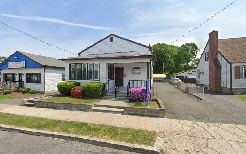 Kamlic Dental Center: Clive Hamilton DDS