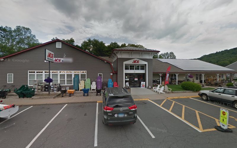 Kasprzak Jason a DMD: Canton Village