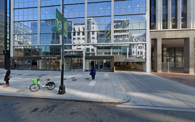 Dr. Lindsay Friedman