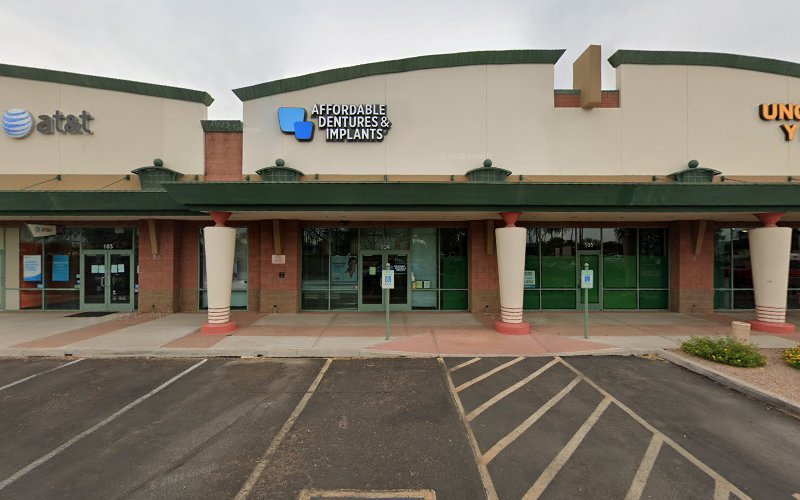 Dr. Christopher Athari