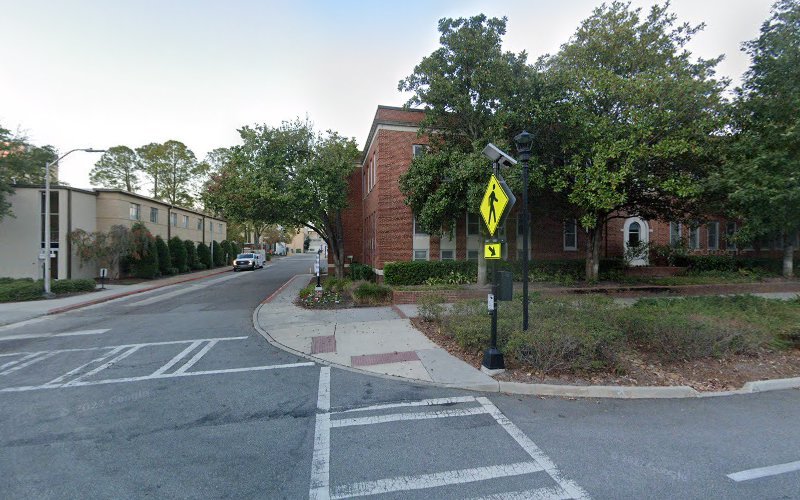 Dr. Michael E. Pruett, DMD