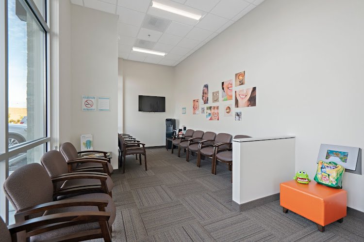 Dentists of Lakeland Hills