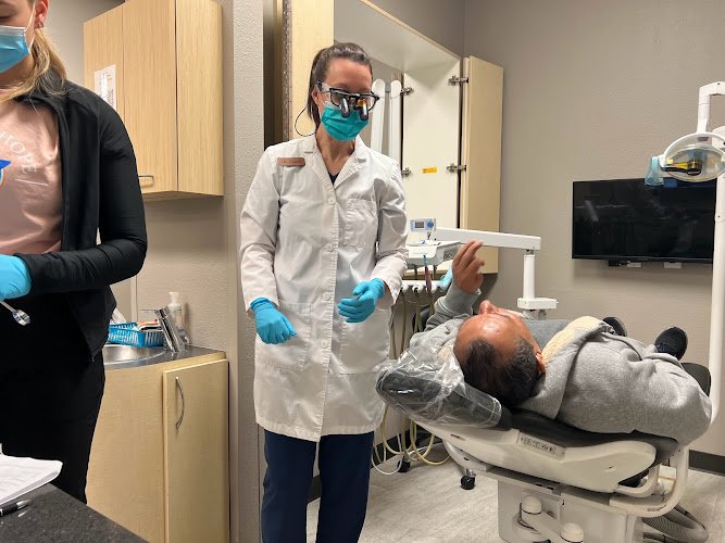 7 to 7 Dental & Orthodontics