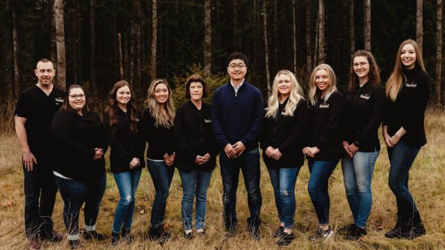 Dental team outdoor photo session at Marysville dentist Pinewood Family Dental