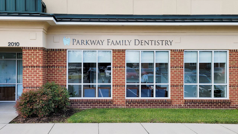 Parkway Family Dentistry (Khushboo Jain,DDS)