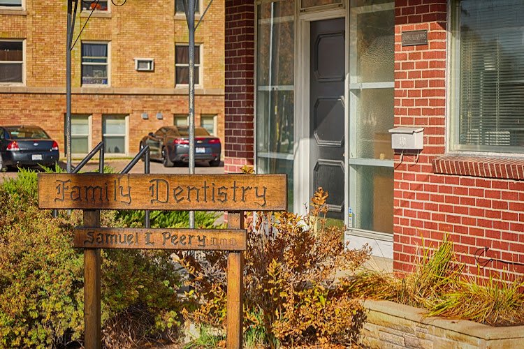 Sven L Peery DMD, Peery Family Dental