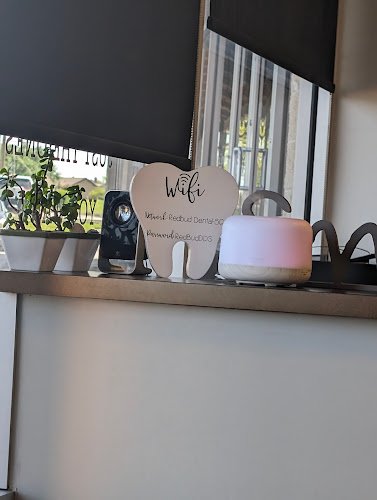 Red Bud Dental
Family, Orthodontics & Implant Center