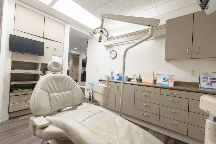 Vienna Implant & Family Dentistry