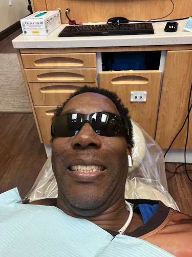 Lindsay Michael E DDS